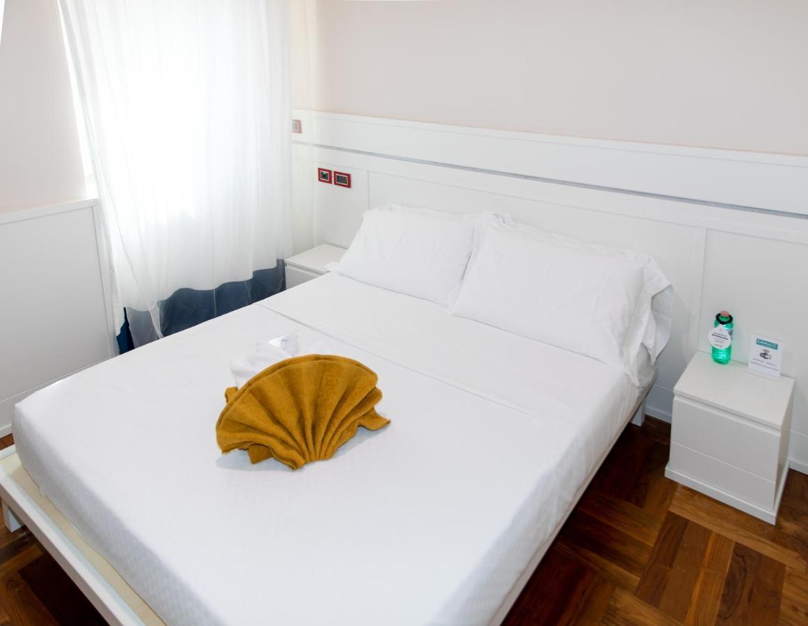 Hotel Emma 12 Roma Exterior foto