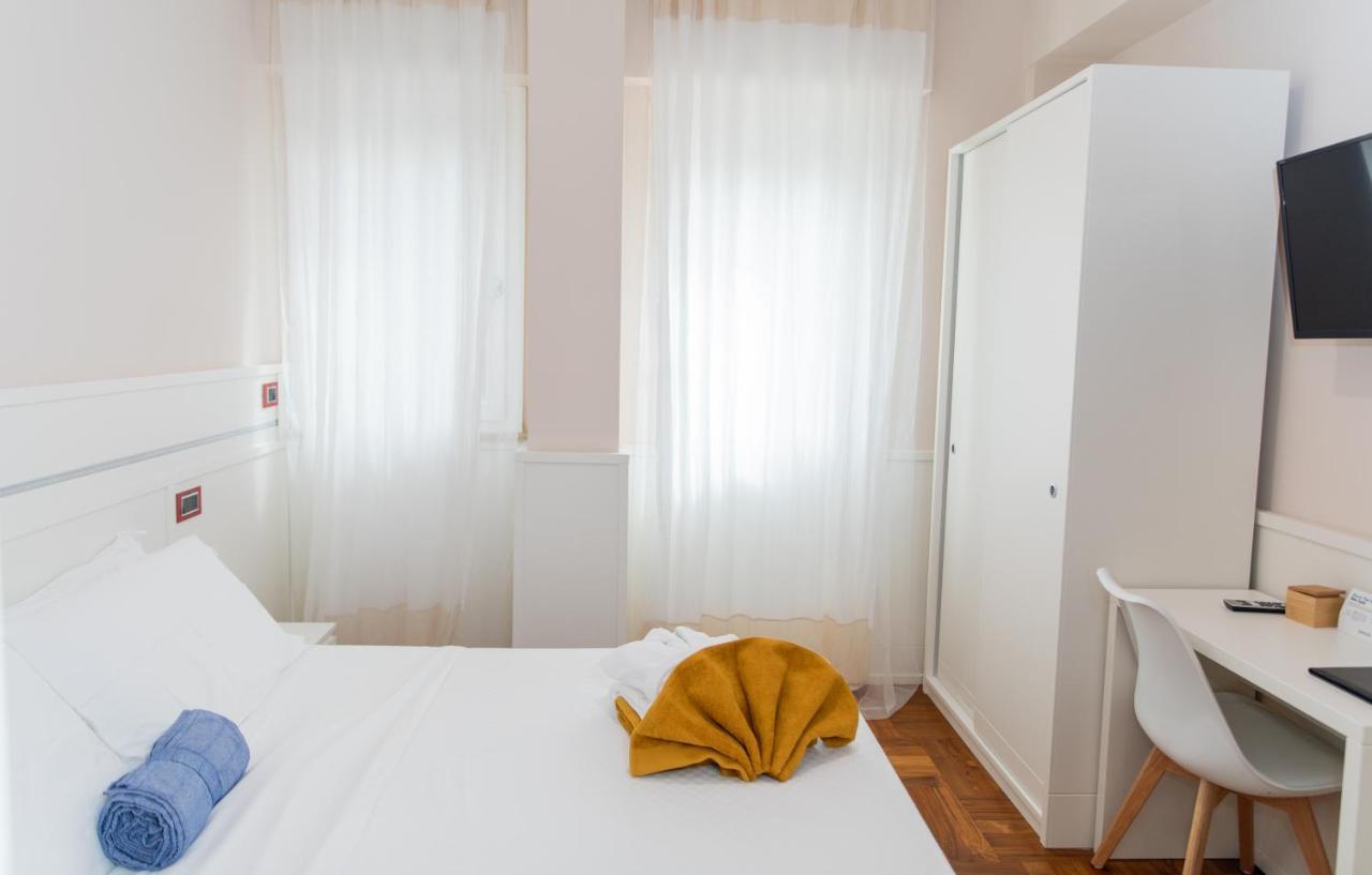 Hotel Emma 12 Roma Exterior foto